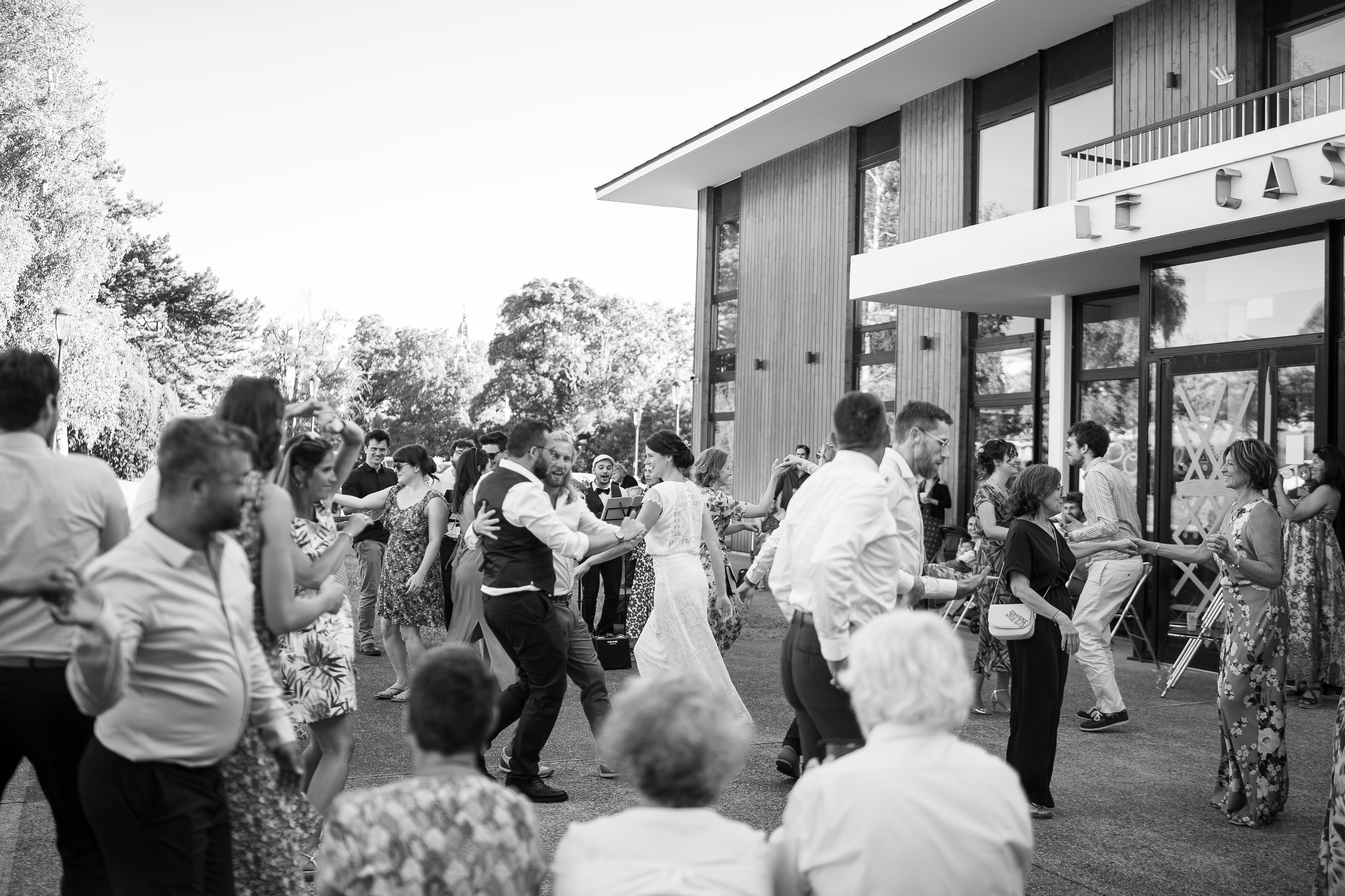 Mariage, bouquet en mouvement.